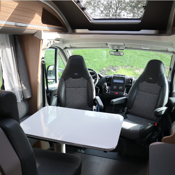 Adria Coral 600 zitje